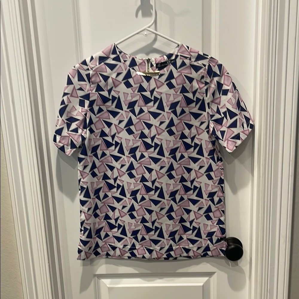 Kamiseta Geometric Pattern Shirt - Purple and Pink Size S